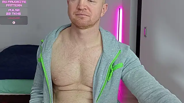 Вебкам-шоу kevintyler69