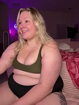 PiggyRose's Webcam Show