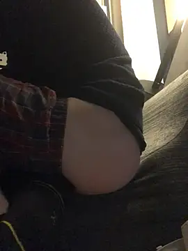 Spielzeugtwink 在線直播表演