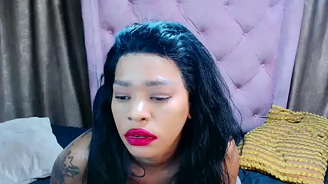 แชท XXX สดของ AFRICANGODDESSXXX