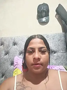 Giselabrunette25 – Naživo XXX chat