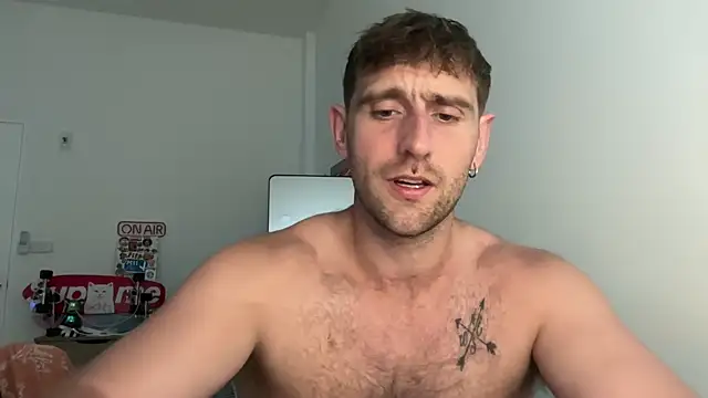lukegunn Live XXX Chat