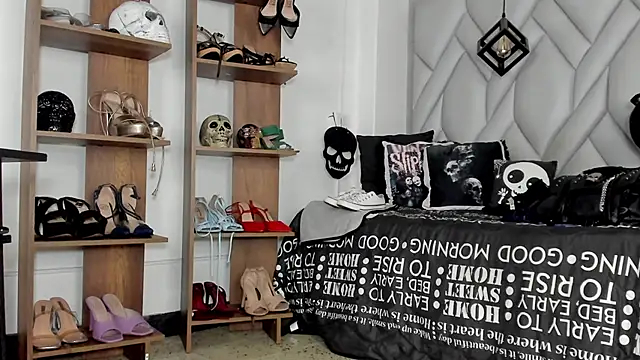 MirandaHaguen Adlı Modelin Canlı XXX Sohbeti