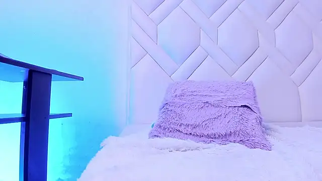 Вебкам-шоу littleandy_