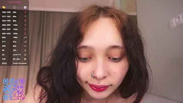 XXX chat uživo modela HannaHayles