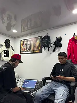 Jackdaniel001_ Chat XXX in diretta
