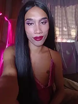 PeachyLuxe Show in webcam