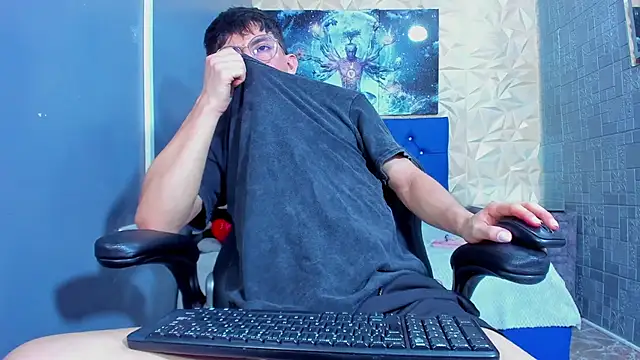 ElanGiraldo webkamerás műsora