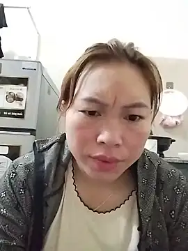 Cong2211's Live XXX Chat