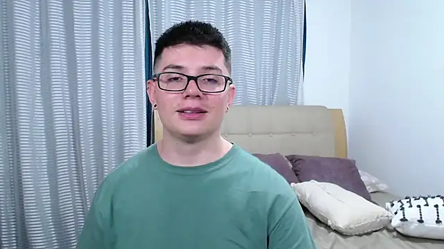 BlackFoXXX69's Live XXX Chat