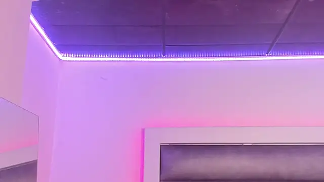 adhalee_js Live XXX-chat