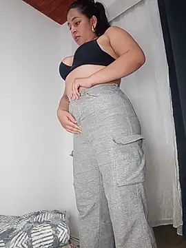 Онлайн чат XXX TinyBunnyAli