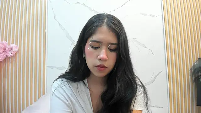 Hanna_Thorne লাইভ XXX চ্যাট