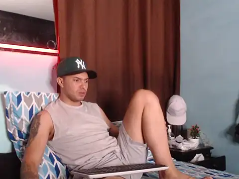 Dilan-C Webcam Show