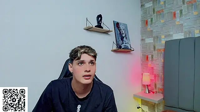 Živá chatovací místnost flaquito___