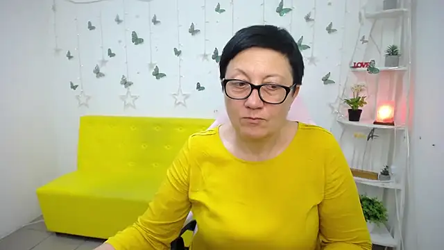 Czat XXX na żywo – EmilyL0ve
