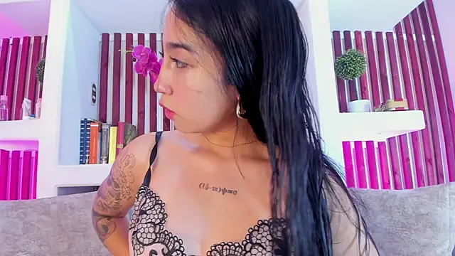 Chat XXX en directo de AshleyGross_