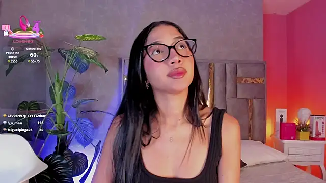 Онлайн чат XXX Tyla_Ks