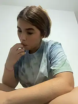 baddieasiantv's Live XXX Chat