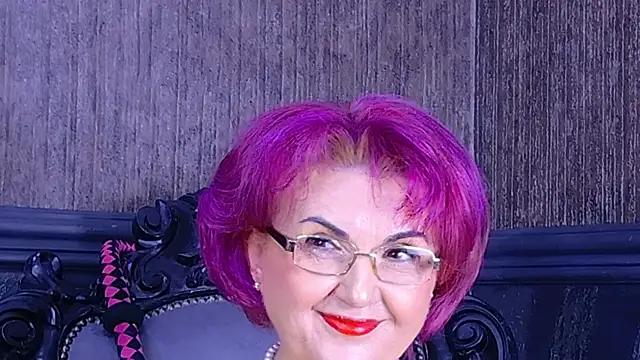 Онлайн чат XXX IsabelaConte