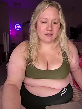 Chat XXX ao vivo de PiggyRose