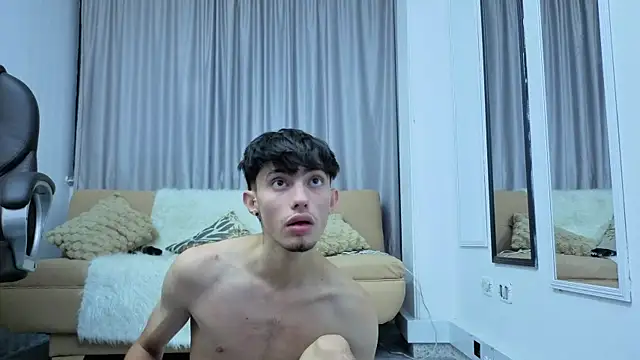 Živý XXX chat Caled_Saenz