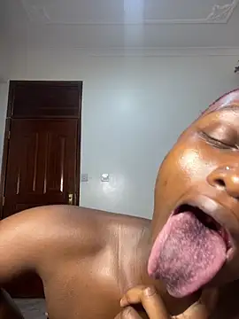 Random_cummer's Webcam Show