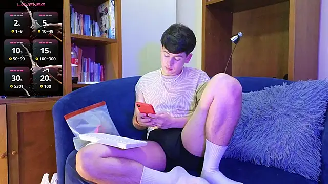 Вебкам-шоу tightncuteass