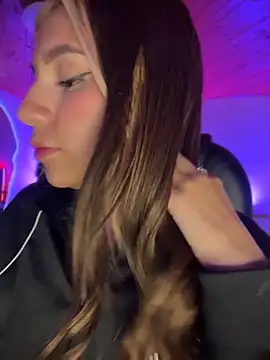 Chat XXX en directo de Isabella18_pink