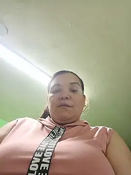 Zuleyka_69's Webcam Show