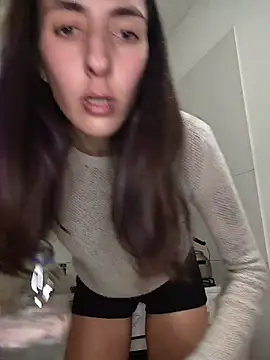 XXX chat uživo modela sweetsinxxx