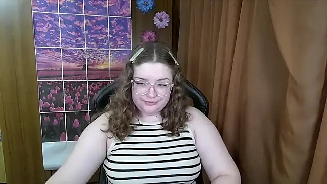 Chat +18 de Teasing_Dora ao vivo