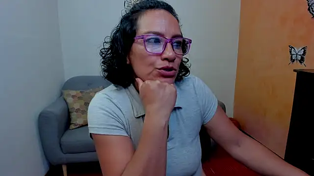 Živý XXX chat scarlet_wet