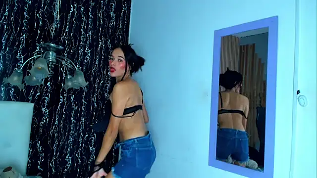 แชท XXX สดของ MarianaGalviz_