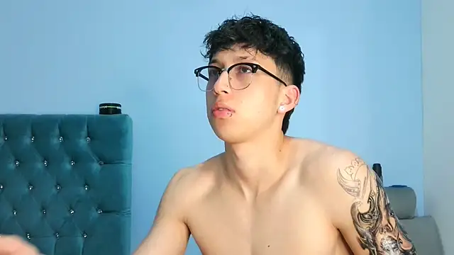 Онлайн чат XXX _Thomas_hot_