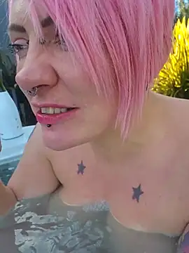 PinkTheHawk Live XXX-chat