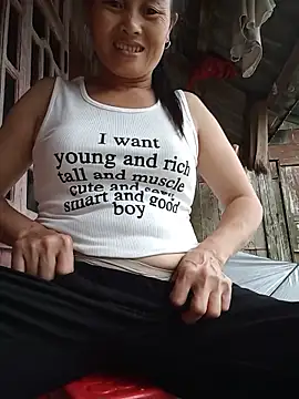 Nana-AsianWet Show Webcam