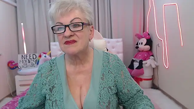 KayleSmoll Chat XXX in diretta