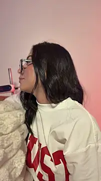Tessa__Winslow Show Webcam