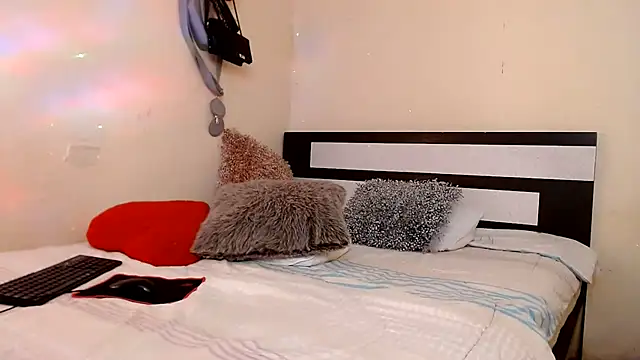 Živý XXX chat chika_hellar