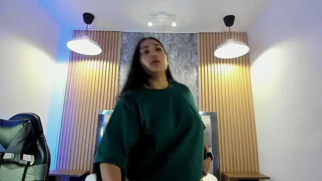 Sulay_Kim's Live XXX Chat