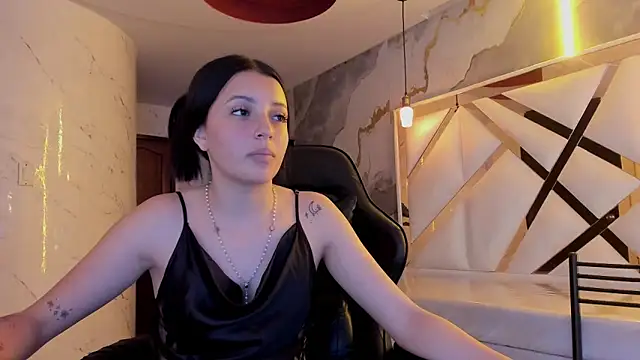 sophiadoll_tf élő XXX-chatje