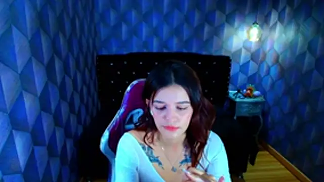 Chat +18 de LiaHarryis ao vivo