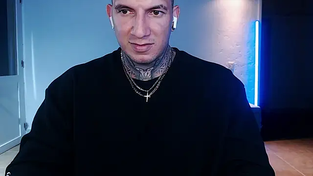 دردشة Shane_Clay الجنسية المباشرة