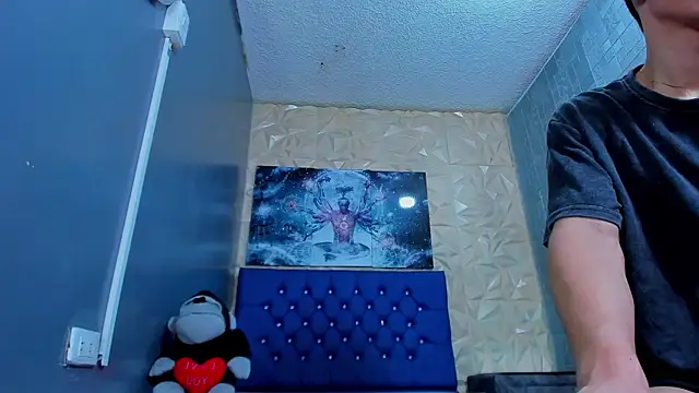 ElanGiraldo Webcam show