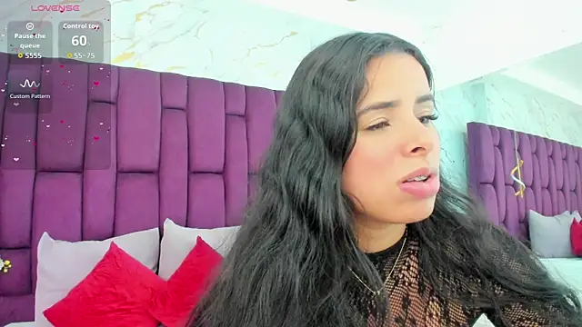 Czat XXX na żywo – emma_castilloo