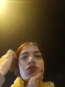 Онлайн чат XXX honeyluxe_