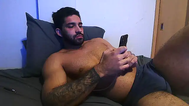 Chat +18 de macho_fit ao vivo