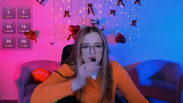 luna_berryy's Live XXX Chat