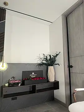 evamoretti Adlı Modelin Canlı XXX Sohbeti